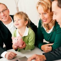 3 WAYS TO BRIDGE THE GENDER SAVINGS GAP